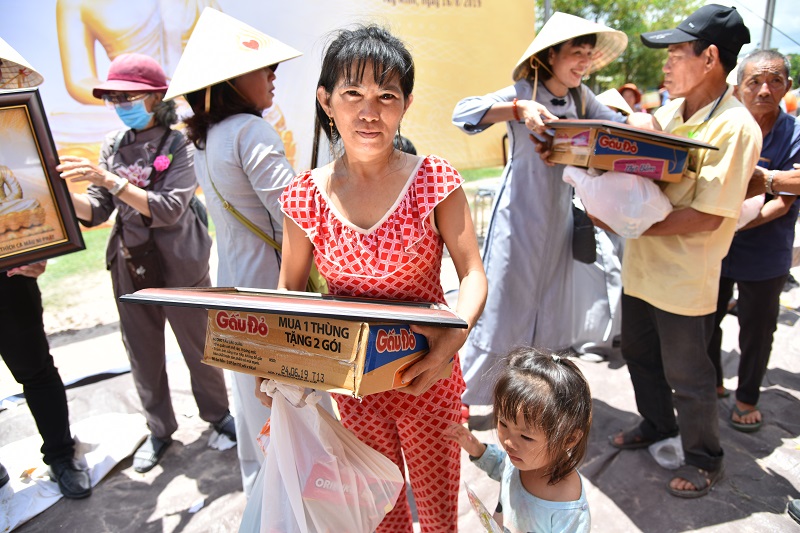 Tổng kết chương trình cúng dường Trai Tăng và Trao quà cho 183 hộ dân ở Tây Ninh (C225)