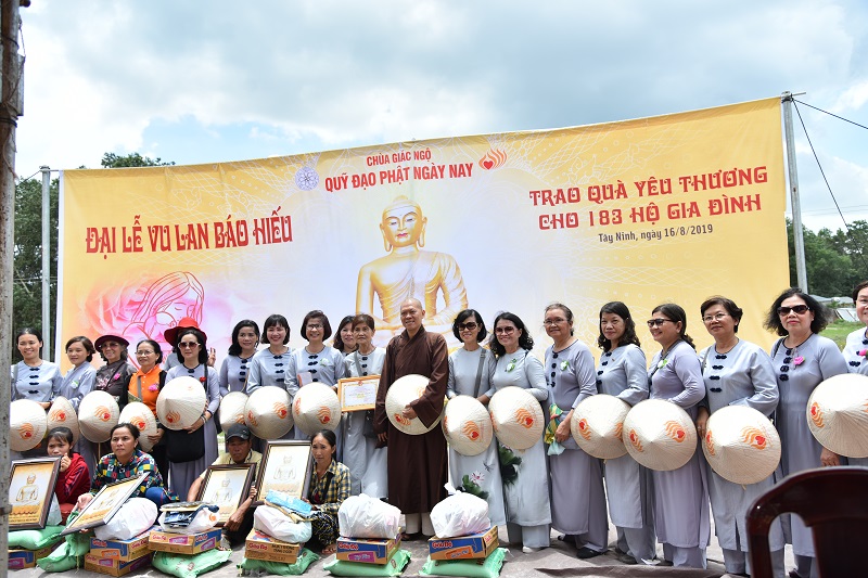 Tổng kết chương trình cúng dường Trai Tăng và Trao quà cho 183 hộ dân ở Tây Ninh (C225)