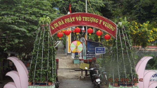 Trang nghiêm lễ vía Phật Di Đà ở chùa Linh Sơn Pháp Ấn