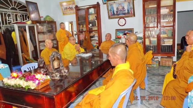 Trang nghiêm lễ vía Phật Di Đà ở chùa Linh Sơn Pháp Ấn