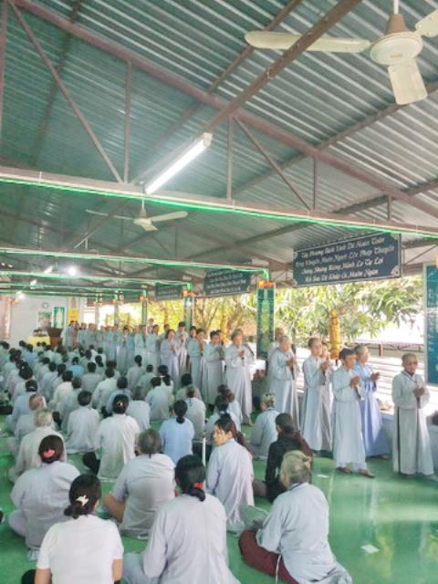 Khánh Hòa: Chùa Linh Sơn Pháp Ấn Khóa Tu Niệm Phật 1 Ngày