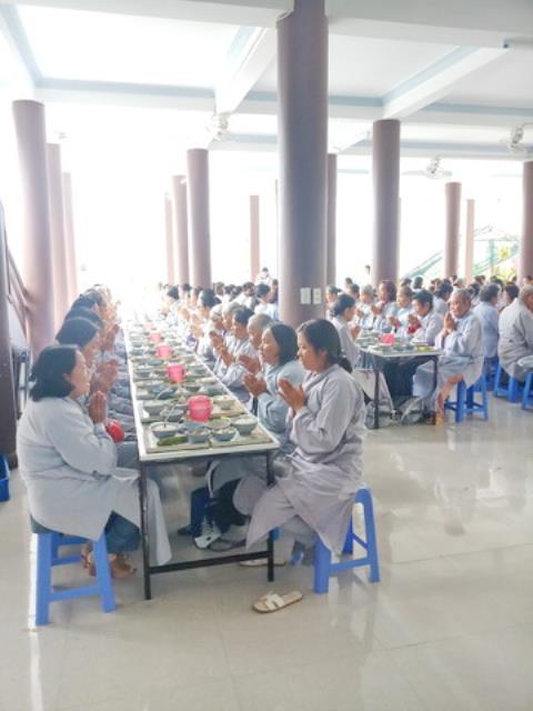 Khánh Hòa: Chùa Linh Sơn Pháp Ấn Khóa Tu Niệm Phật 1 Ngày