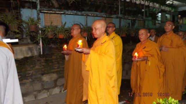 Trang nghiêm lễ vía Phật Di Đà ở chùa Linh Sơn Pháp Ấn