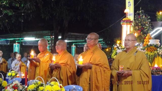Trang nghiêm lễ vía Phật Di Đà ở chùa Linh Sơn Pháp Ấn