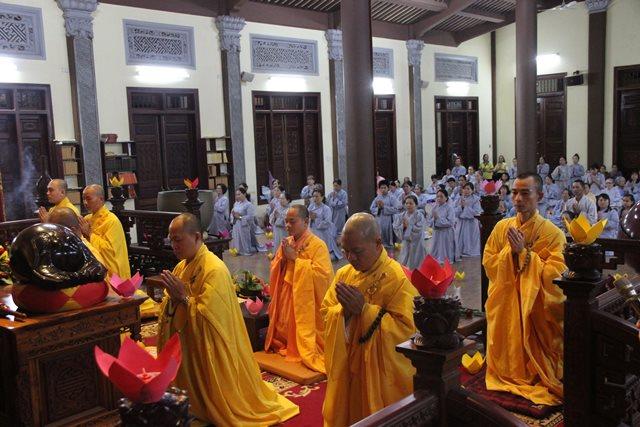 Lễ Thành Đạo Chùa Pháp Hoa Thành Phố Gia Nghĩa Tỉnh Đắk Nông