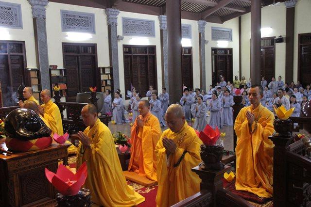 Lễ Thành Đạo Chùa Pháp Hoa Thành Phố Gia Nghĩa Tỉnh Đắk Nông