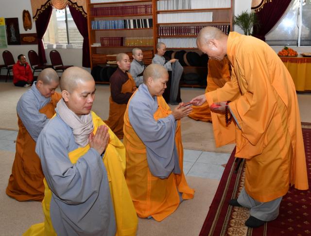 Tiếng Trống Lân &amp; Pháo Nổ Rộn Ràng Mừng Xuân Canh Tý  Tại Chùa Phổ Từ, Hayward, Hoa Kỳ