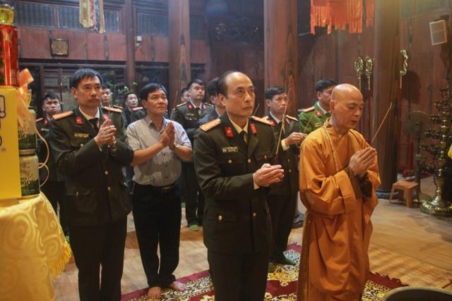 Thái Bình: Không Khí Đón Tết Canh Tý Tại Chùa Từ Xuyên
