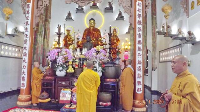 Hương Xuân Tỏa Rạng