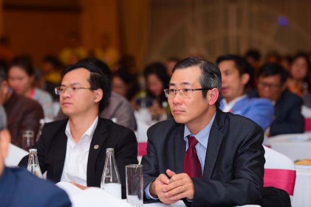 Lễ vinh danh một tu sĩ Phật giáo nhận bằng giáo sư danh dự của trường Đại học Kỷ lục Thế giới (Word Records University)