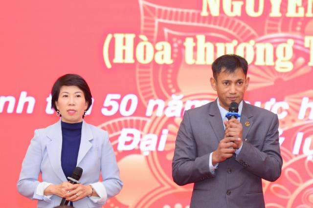 Lễ vinh danh một tu sĩ Phật giáo nhận bằng giáo sư danh dự của trường Đại học Kỷ lục Thế giới (Word Records University)