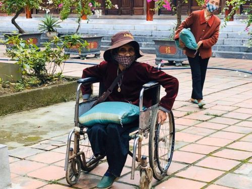 Hà Tĩnh: Quỹ Đạo Phật Ngày Nay Trao Tặng 4 Tấn Gạo Cho Người Có Hoàn Cảnh Khó Khăn