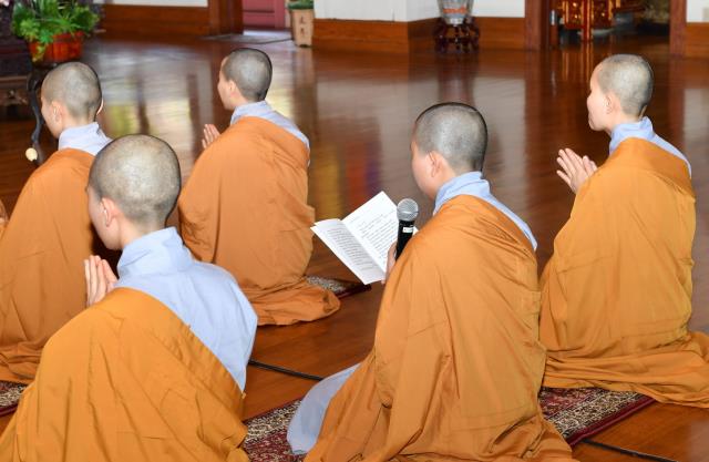 Trang Nghiêm Lễ Kỷ Niệm Ngày Đức Phật Đản Sanh Lần Thứ 2644 (Pl 2564, Dl 2020) Tại Chùa Đức Viên, San Jose, Hoa Kỳ.