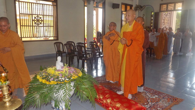 Trang nghiêm lễ tưởng niệm Bồ-tát Thích Quảng Đức