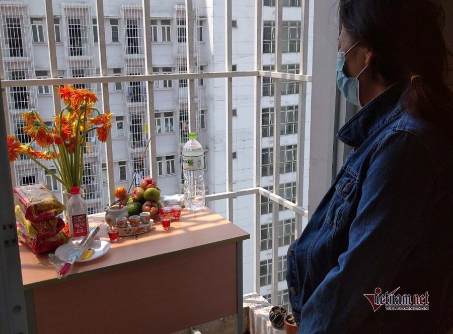 Suy Nghĩ Nhanh Chiếc Bàn Thờ