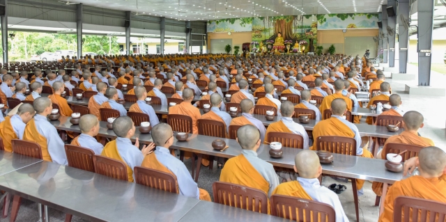 TP. HCM: Ban Trị Sự thăm trường hạ Học viện PGVN tại TP.HCM