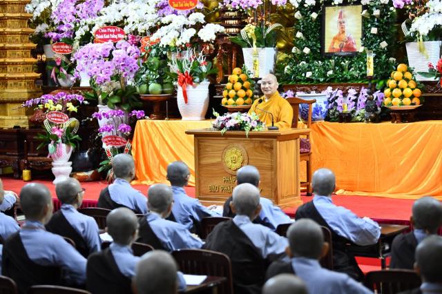 &quot;Vô tâm&quot; để giác ngộ - TT. Thích Phước Tiến
