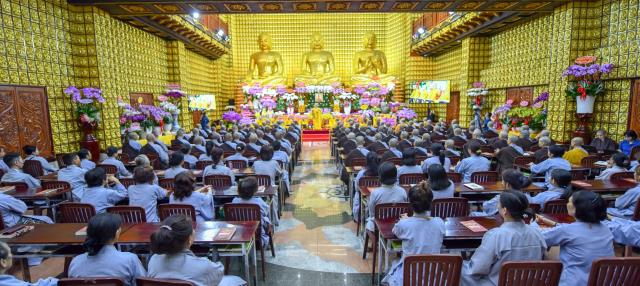 Đêm tưởng niệm 28 năm ngày viên tịch của HT. Thích Thiện Huệ