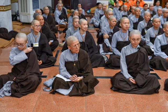 TT. Nhật Từ trả lời vấn đáp trong khóa tu &quot;Xuất gia gieo duyên&quot; (lần 7)