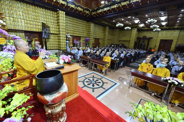 Dù là Mật tông, Tịnh độ tông hay Thiền tông đều có đích đến là giải thoát - TT. Thích Nhật Từ