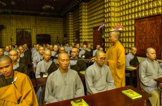 Chùm ảnh: Tụng Kinh và tọa thiền sáng 18/09/2020