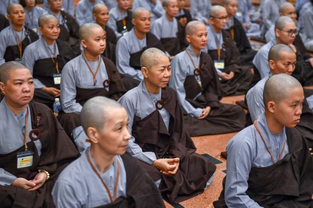 TT. Nhật Từ trả lời vấn đáp trong khóa tu &quot;Xuất gia gieo duyên&quot; (lần 7)
