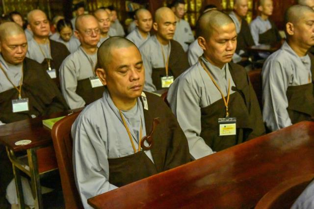 Chùm ảnh: Tụng Kinh và tọa thiền sáng 18/09/2020