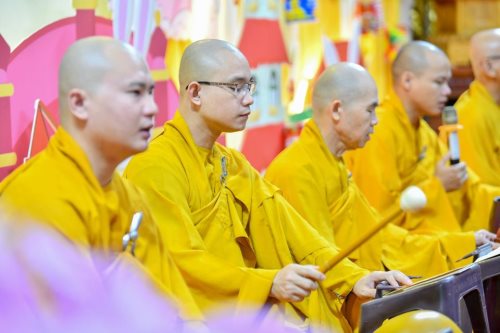 Tết Trông Trăng Tràn Ngập Yêu Thương Tại Chùa Giác Ngộ