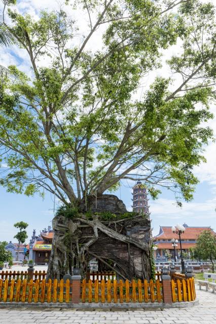 Chùa Cổ Hoằng Phúc, Quảng Bình - “Vô Song Phúc Địa” (Đất Phúc Khôn Sánh)