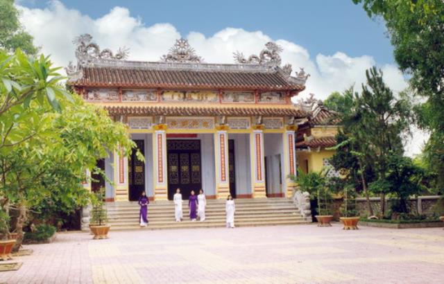 Chùa Từ Đàm, Huế: Ngôi Cổ Tự Danh Lam Trên Đất Cố Đô