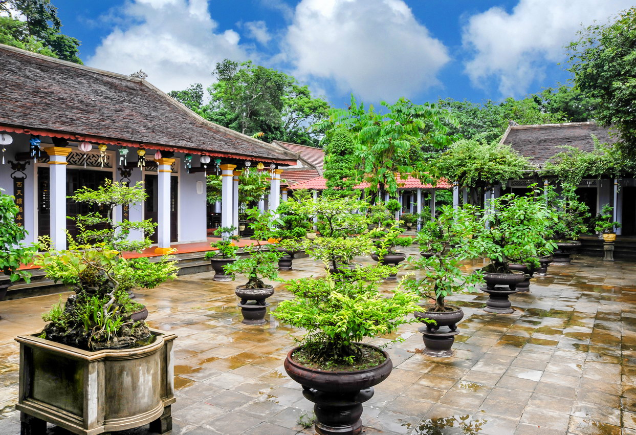 Sắc tứ tây thiên di đà tự, huế với tăng cang hòa thượng thanh ninh tâm tịnh