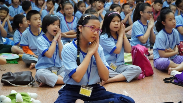 Khóa tu Búp Sen Từ Bi: Cái hẹn chiều thứ Bảy hàng tuần