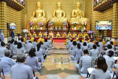 Quỹ Đạo Phật Ngày Nay Cúng Dường Trai Tăng Mùa An Cư Kiết Hạ Tại Chùa Giác Ngộ