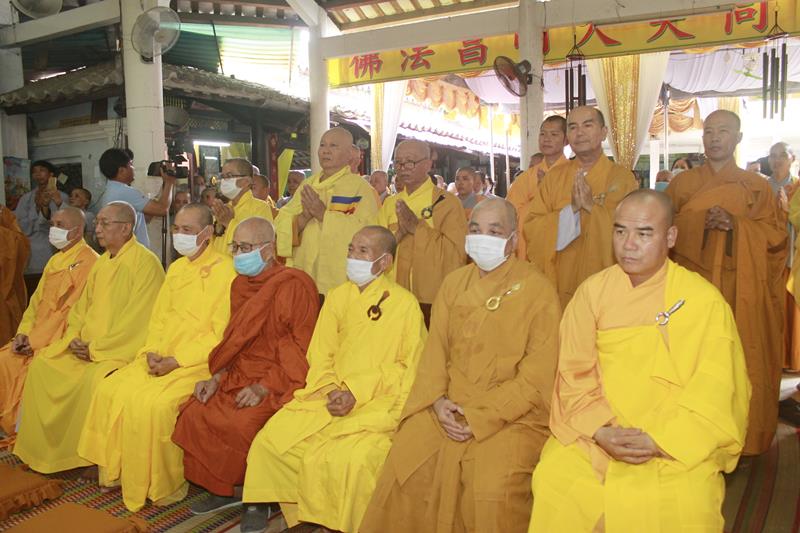 Đồng Tháp: Trang nghiêm lễ nhập kim quan Đại lão Hòa thượng Thích Thiện Huệ