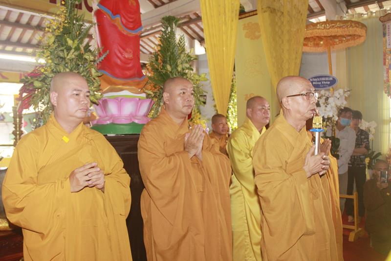 Đồng Tháp: Các đoàn viếng lễ tang cố Đại lão HT. Thích Thiện Huệ ngày thứ hai