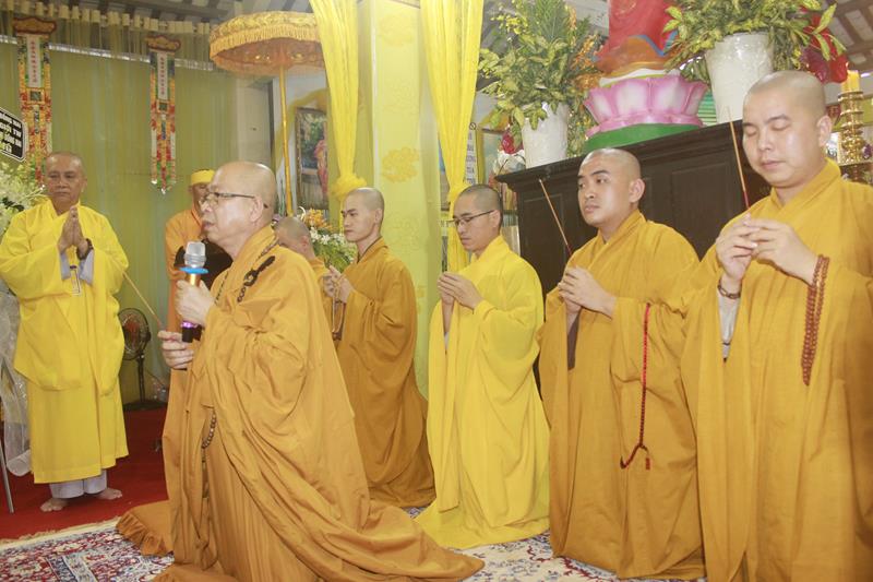Đồng Tháp: Các đoàn viếng lễ tang cố Đại lão HT. Thích Thiện Huệ ngày thứ hai