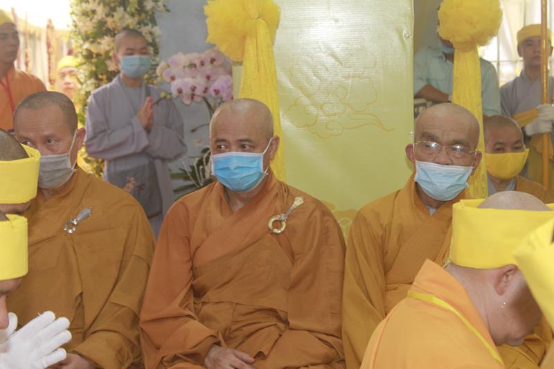 Đồng Tháp: Lễ truy niệm và phụng tống kim quan cố Trưởng lão HT. Thích Thiện Huệ nhập bảo tháp