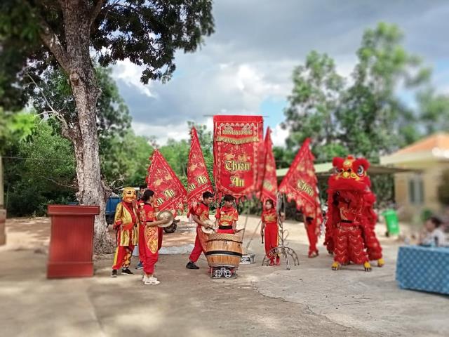 Trung thu yêu thương đến với miền núi Ninh Tân