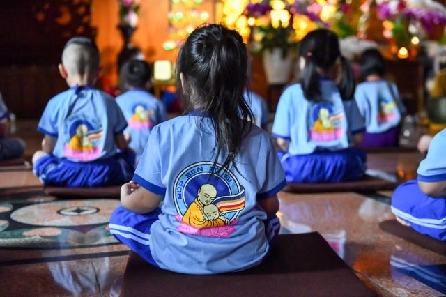 Cứ chiều thứ bảy, lại gặp nhau nhé!