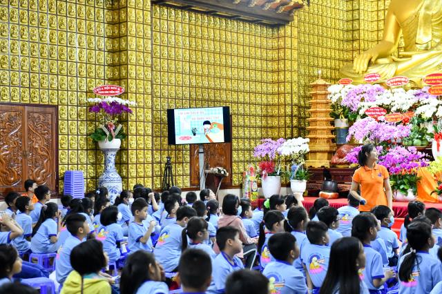 Cứ chiều thứ bảy, lại gặp nhau nhé!