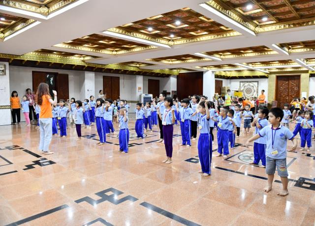 Cứ chiều thứ bảy, lại gặp nhau nhé!