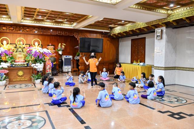 Cứ chiều thứ bảy, lại gặp nhau nhé!