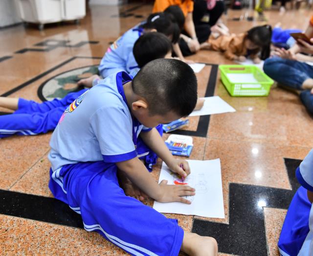 Cứ chiều thứ bảy, lại gặp nhau nhé!