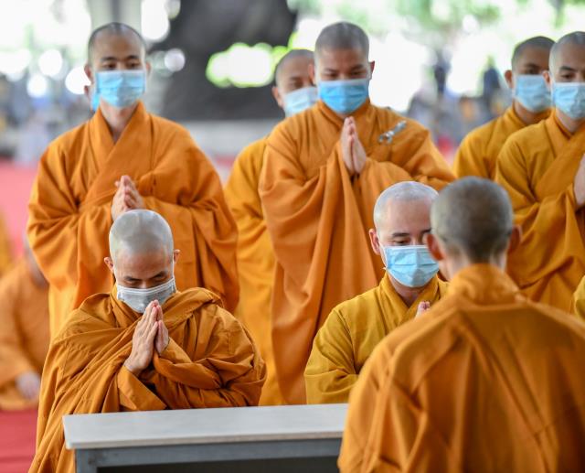 TP. HCM: LỄ TỰ TỨ TẠI TRƯỜNG HẠ HỌC VIỆN PHẬT GIÁO VIỆT NAM