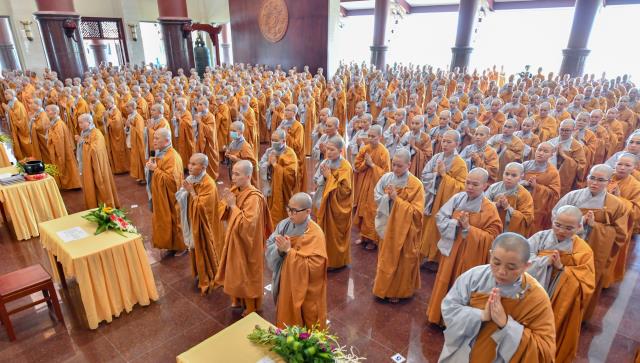 TP. HCM: LỄ TỰ TỨ TẠI TRƯỜNG HẠ HỌC VIỆN PHẬT GIÁO VIỆT NAM