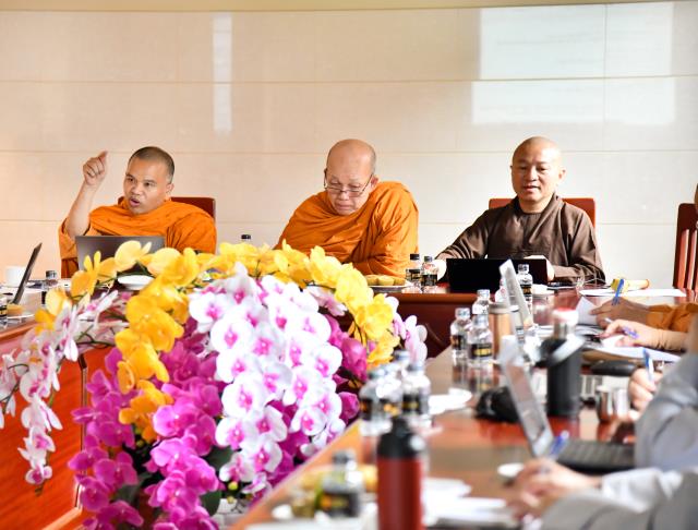 Chùa Thanh Tâm: Trung tâm Nghiên cứu Nữ giới PGVN họp về quy cách phiên dịch và biên tập TTTĐPGVN