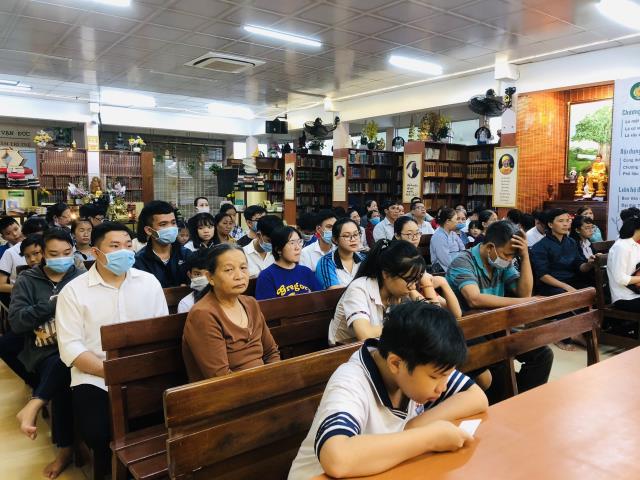 Trao 60 Suất Học Bổng HT Thích Trí Tịnh Đến Các Em Học Sinh Sinh Viên Trước Thềm Năm Học Mới