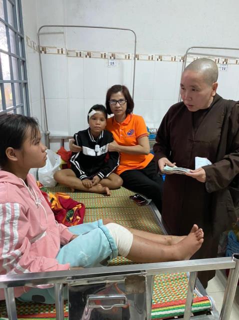 HVPGVN tại TP. HCM trao tặng hơn 1 tỷ đồng tại Quảng Nam