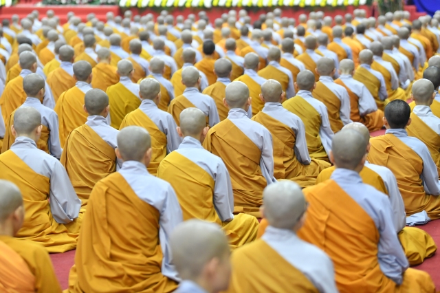 HVPGVN tại TP. HCM: Đêm thắp nến tri ân Thầy Cô và cầu nguyện thế giới an bình