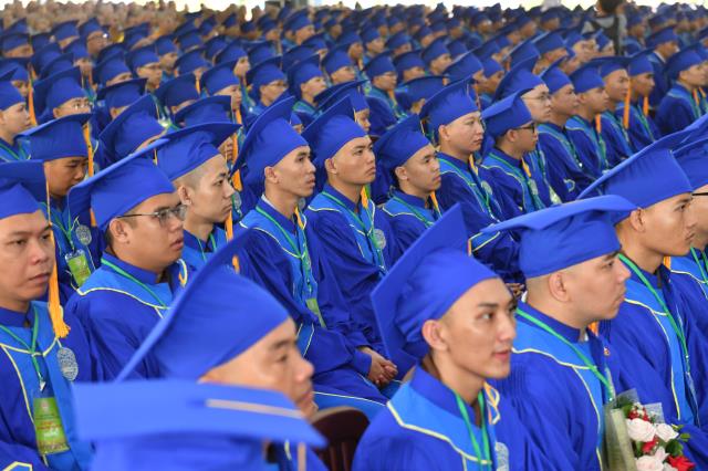 Trang nghiêm Lễ Tốt nghiệp và Tổng khai giảng tại HVPGVN tại TP. HCM